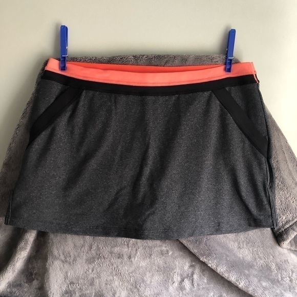 Pants - 𝅺PRANA activewear Grey‎ Skort Golf tennis workout